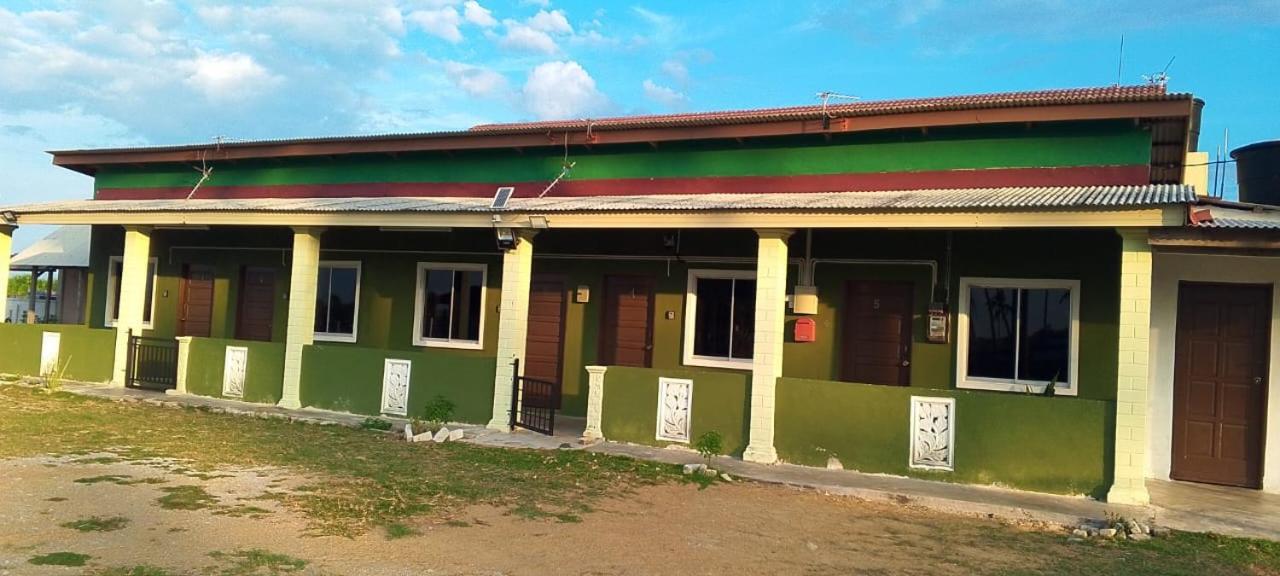 D'Tanjung Roomstay, Pekan Pahang Exterior photo